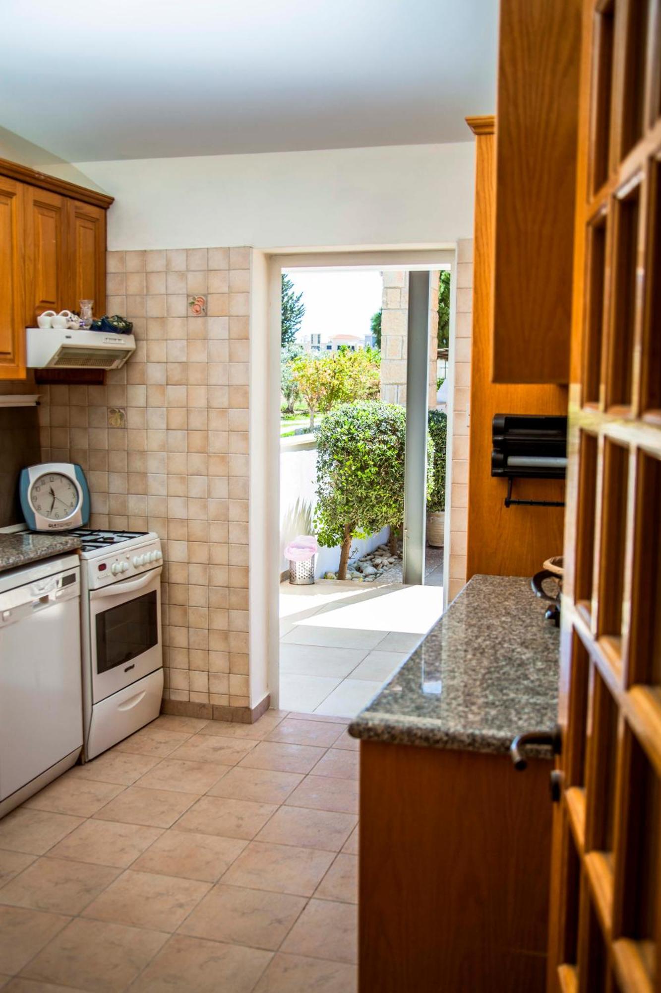 6 Bdr Villa With Tennis Court Paphos 外观 照片