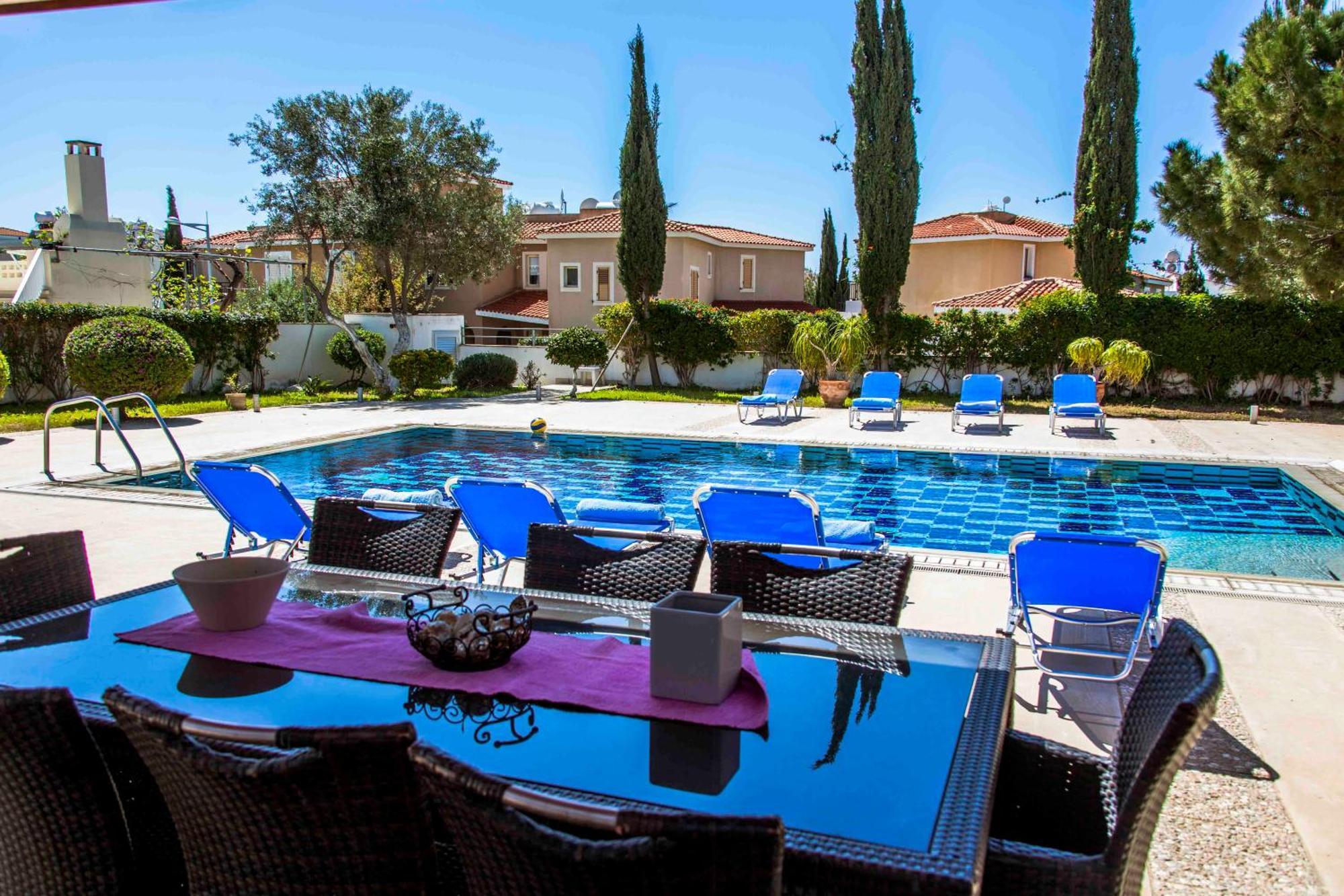 6 Bdr Villa With Tennis Court Paphos 外观 照片