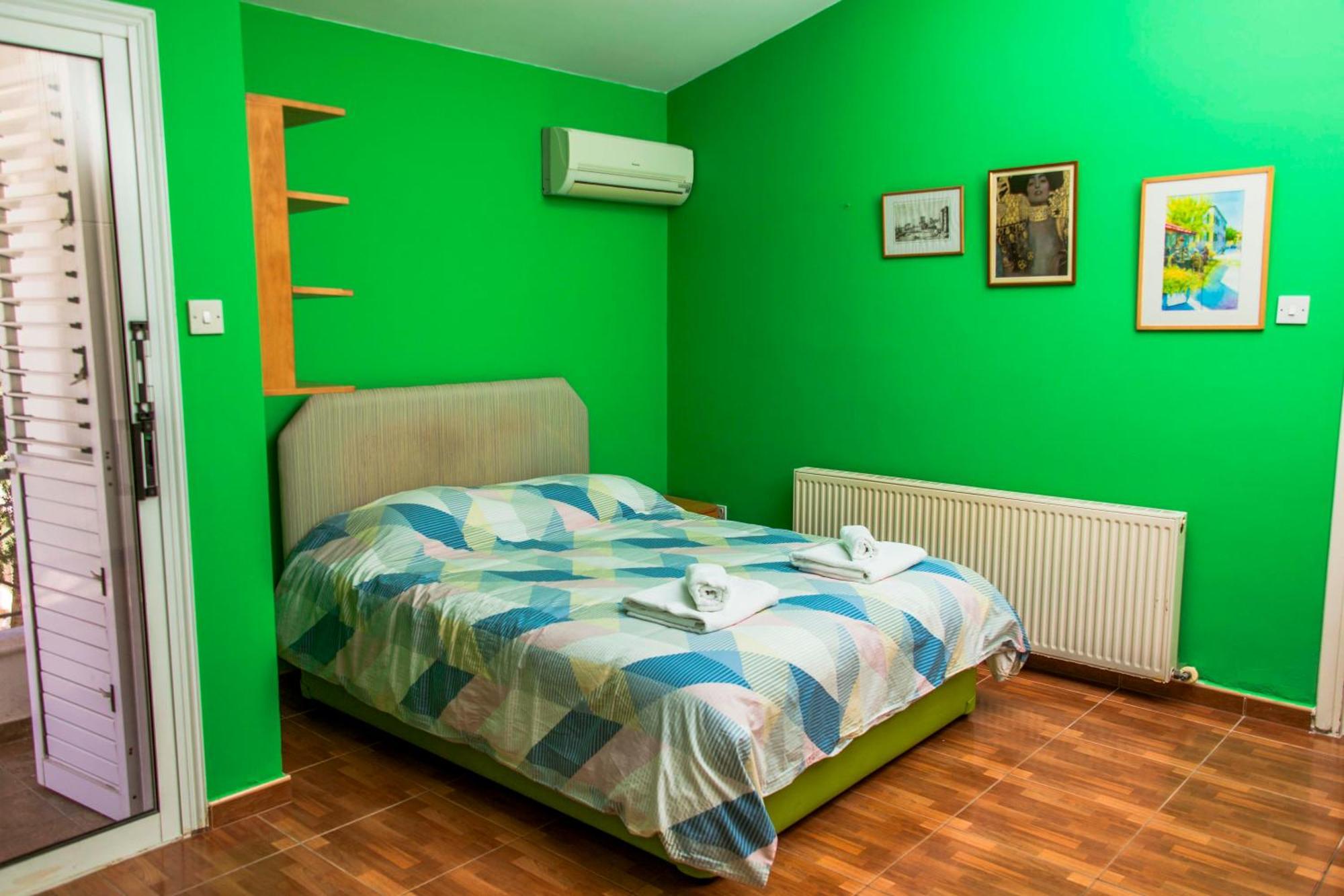 6 Bdr Villa With Tennis Court Paphos 外观 照片