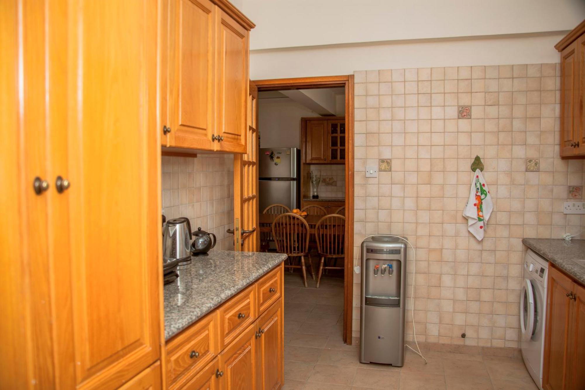6 Bdr Villa With Tennis Court Paphos 外观 照片