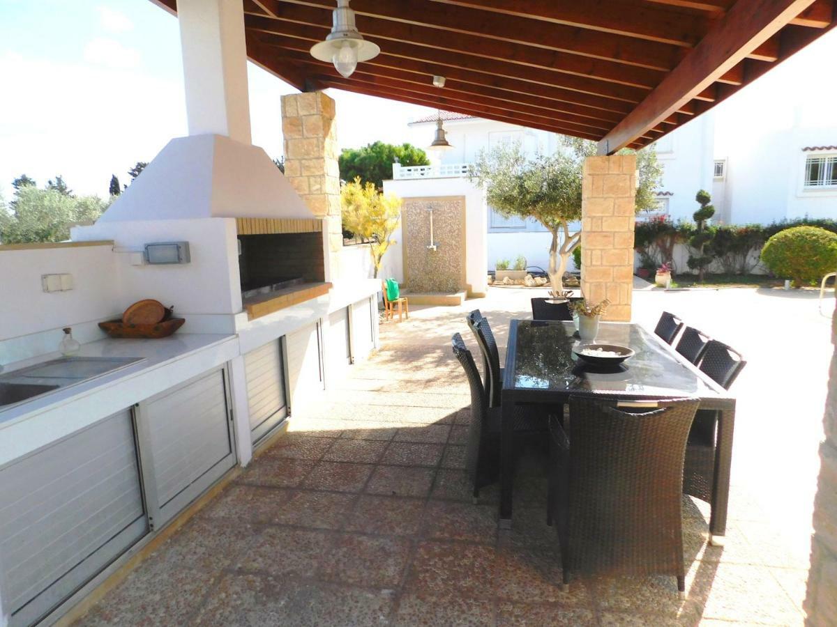 6 Bdr Villa With Tennis Court Paphos 外观 照片